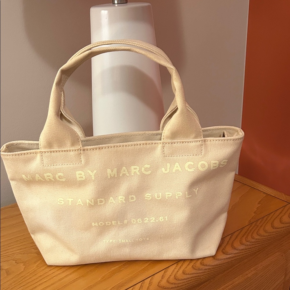 Marc Jacobs Beige Tote Bag